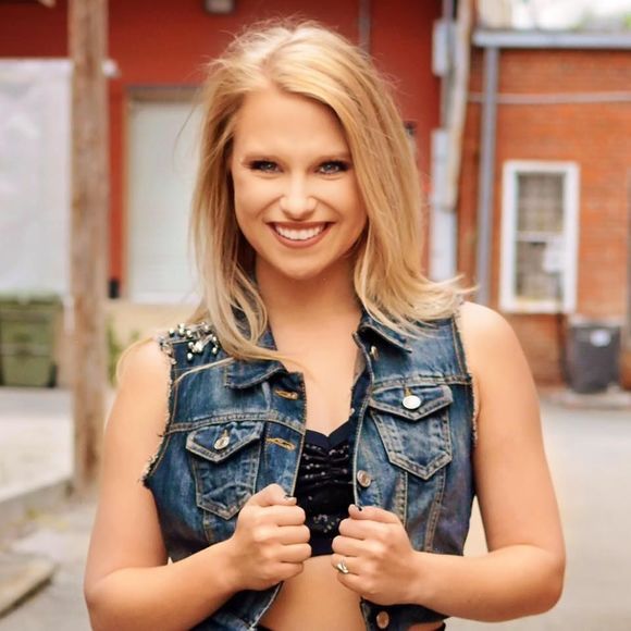 Meet your Posher, Logan - Picture 1 of 1